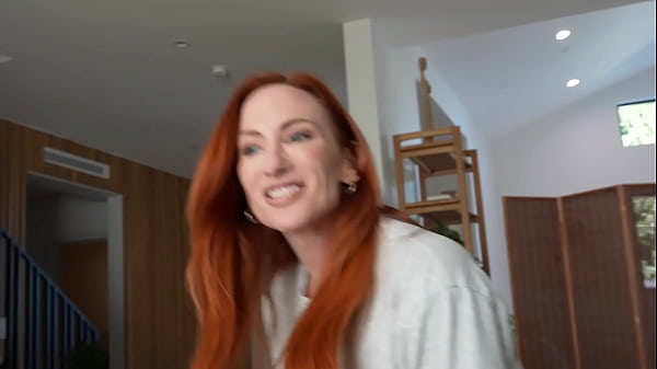 Amiga da mãe parte 2 transando com JakKnife de forma intensa