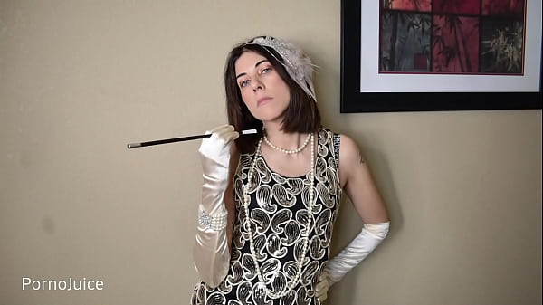 Anna cummings, a gata que adora gozada, curte o estilo flapper