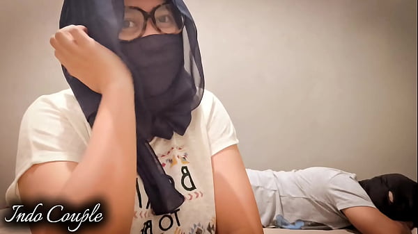 Bokep indo com várias cenas quentes e excitantes