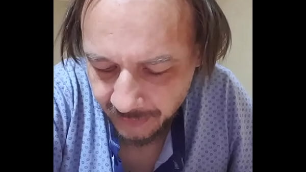 Capítulo 1 de 'diz que me ama' mostra casal apaixonado