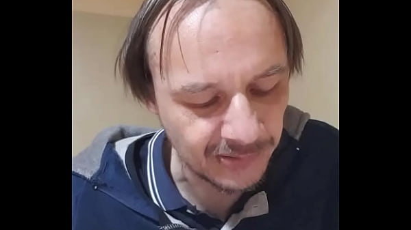 Coroa gostosa faz trio safado com o marido no paraíso