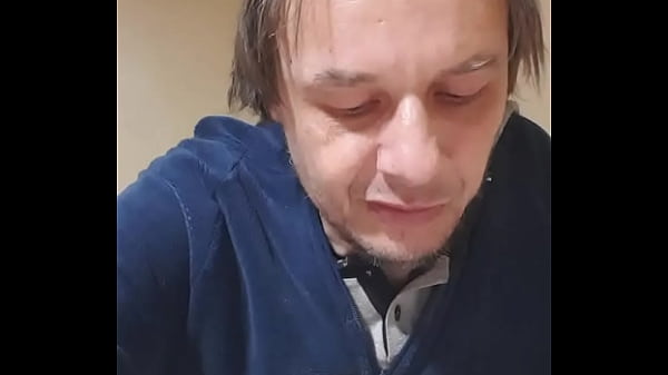 Coroa gostosa faz trio safado com o marido no paraíso