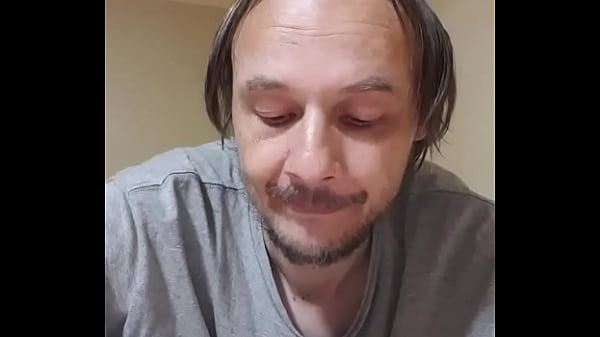 Ele a come como um romance parte vinte com prazer incontrolável