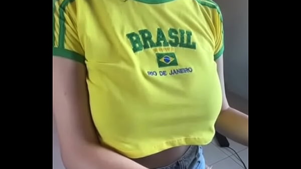 Esposa alheia adora ficar pelada correndo pela casa como vadia