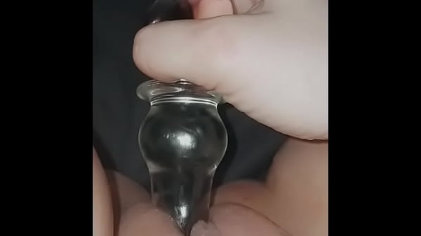 Meu brinquedo favorito! milf coroa fode buceta apertada sozinha