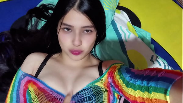 Minha meia-irmã e eu só nos esfregamos, sem sexo, tudo bem?