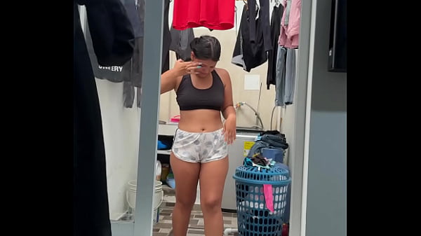 Vizinha, você lava minha roupa por favor? te pago bem